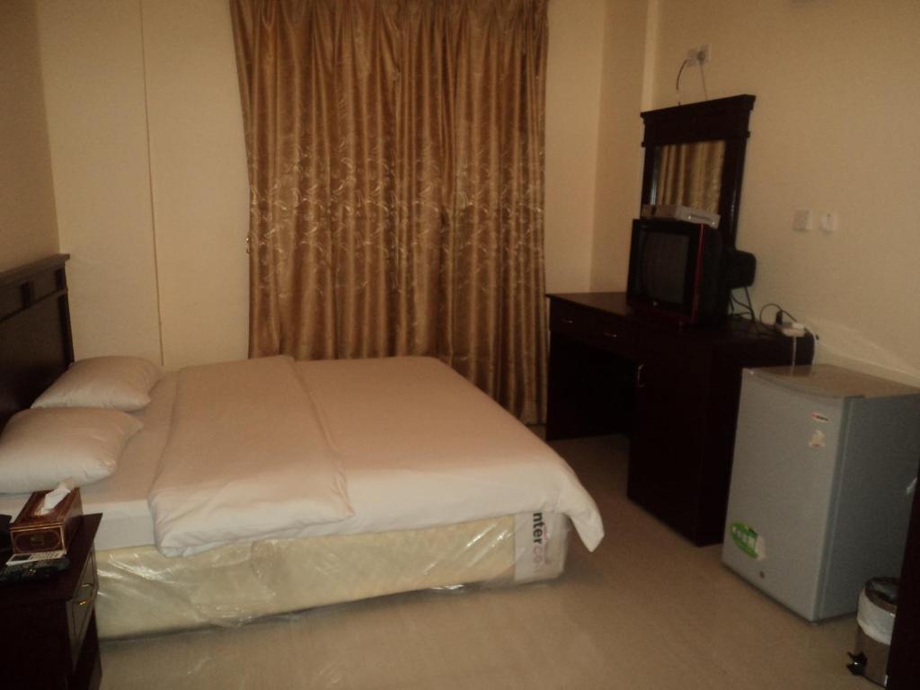 Taj Al Arab Hotel Al Buraimi Quarto foto